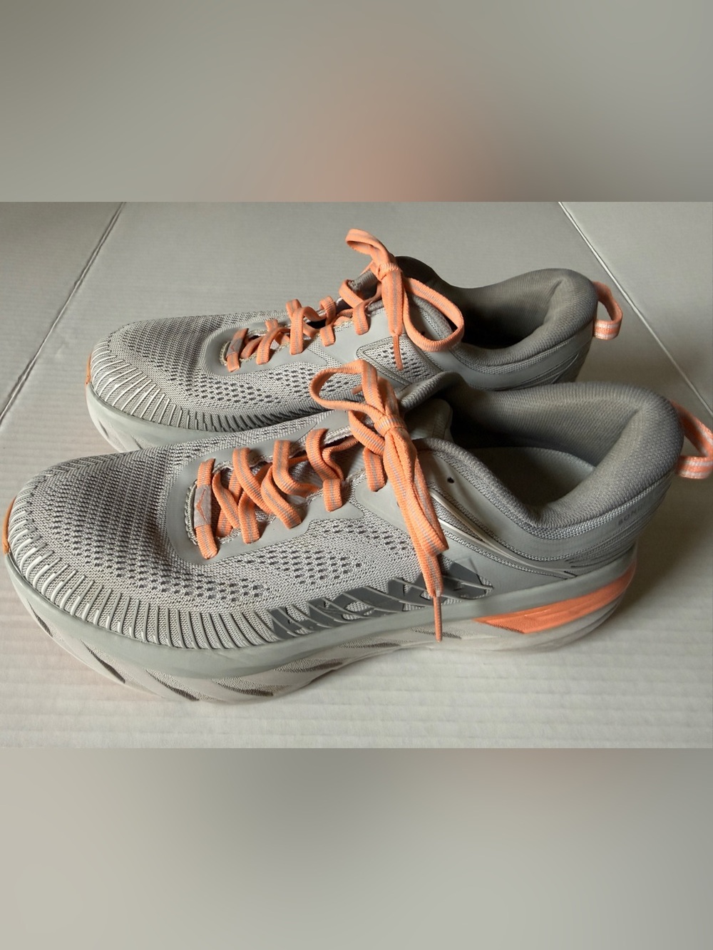 Hoka One One Bondi 7 Gray Running Shoes Sneakers Women's Size 9.5 D #1110531